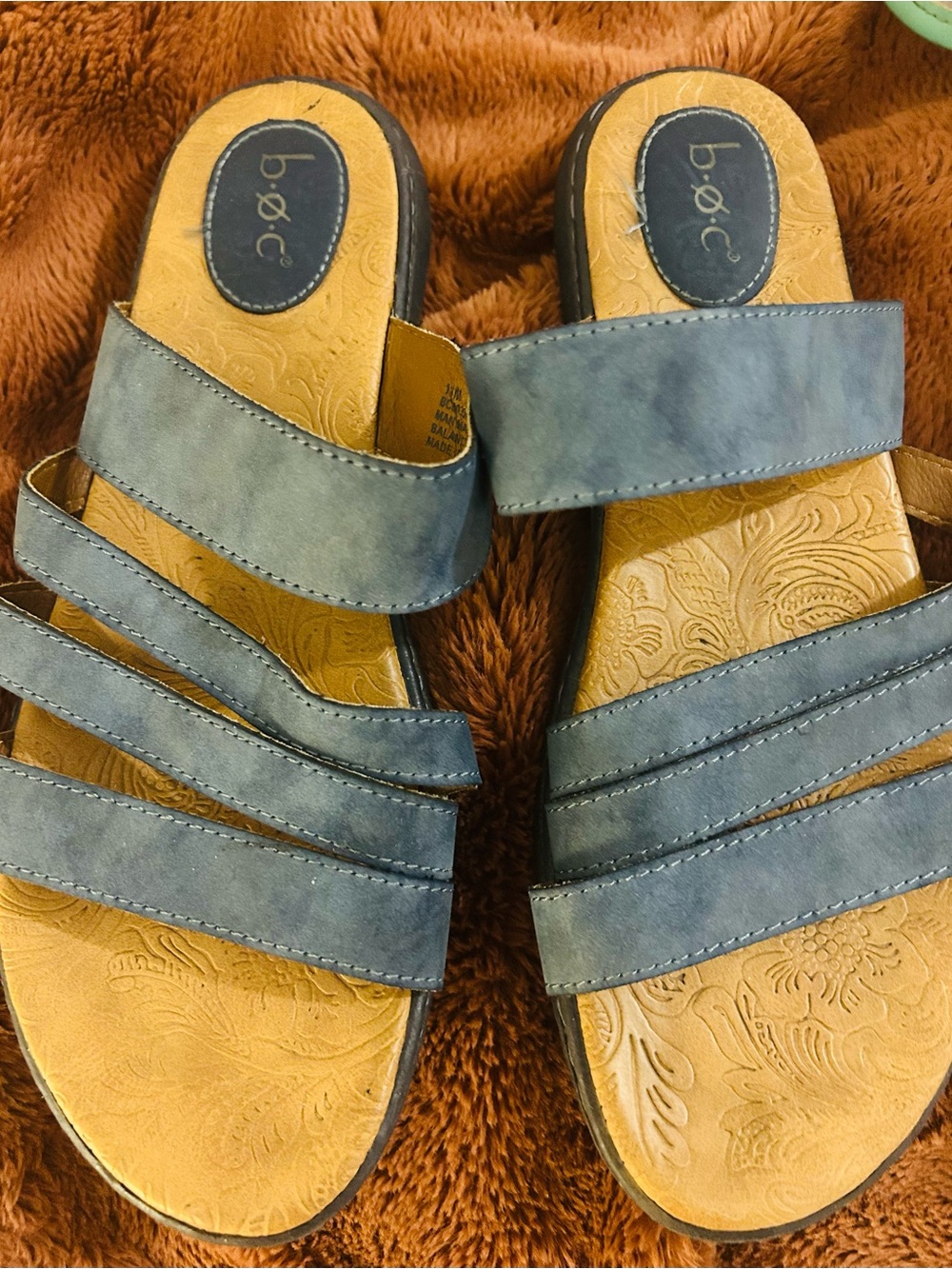AEROSOLES Women's Dusty Blue Multi-Strap Slide Sandals
